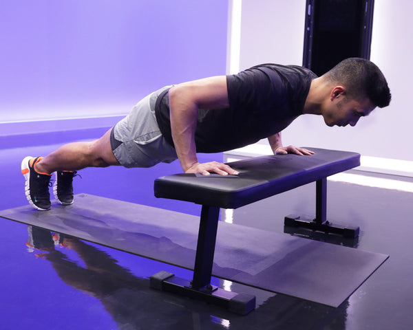 Incline pushup to avoid wrist pain during pushups