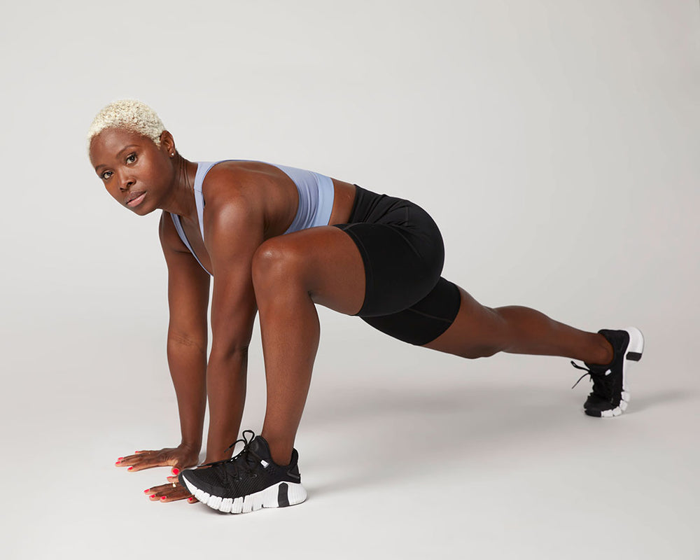 Tonal Coach Tanysha performing a leg workout