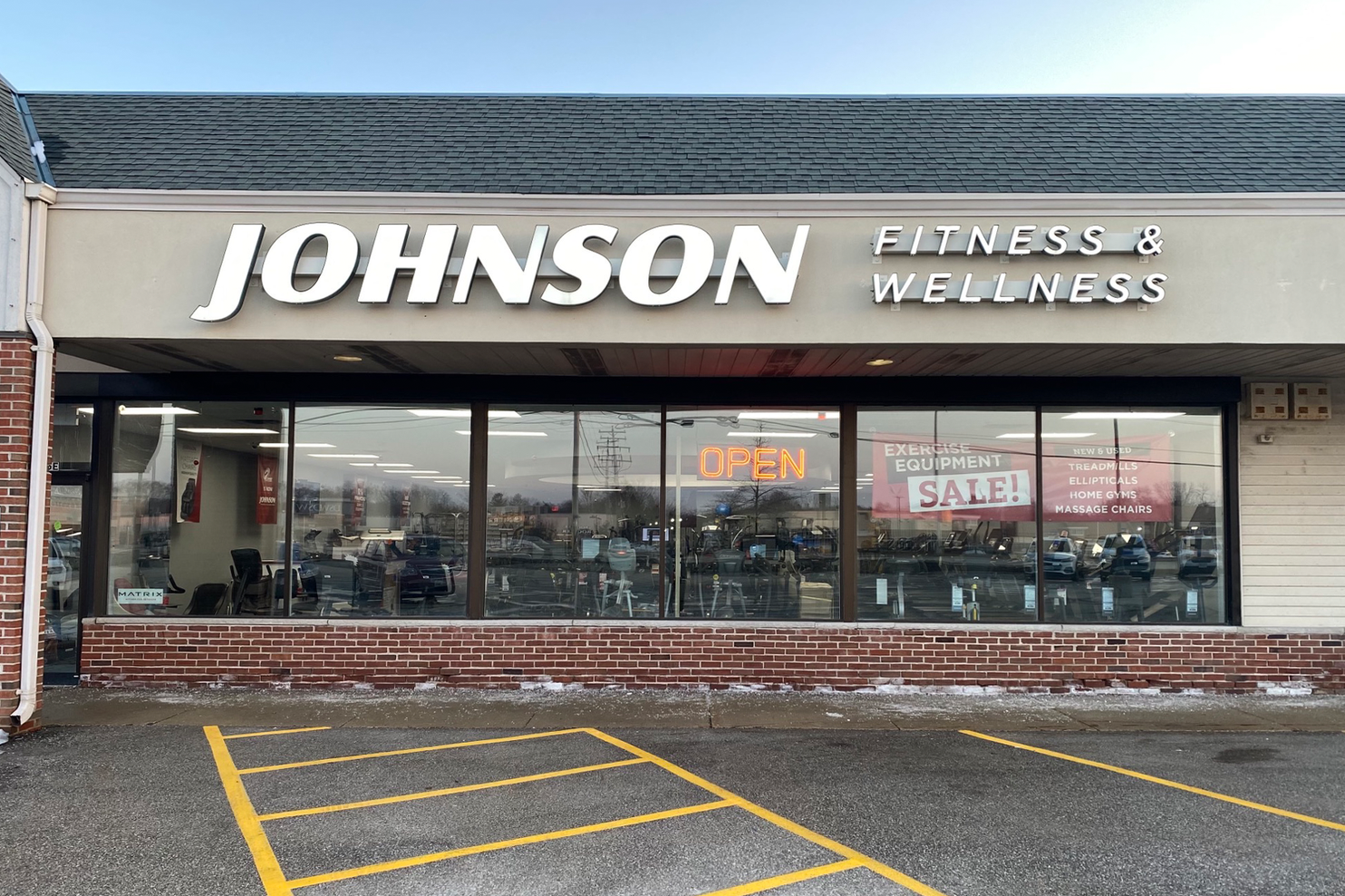 Storefront of Johnson Fitness in Brookfield WI